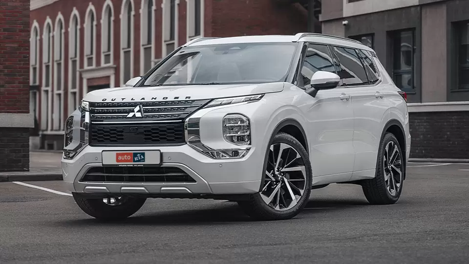Mitsubishi-Outlander