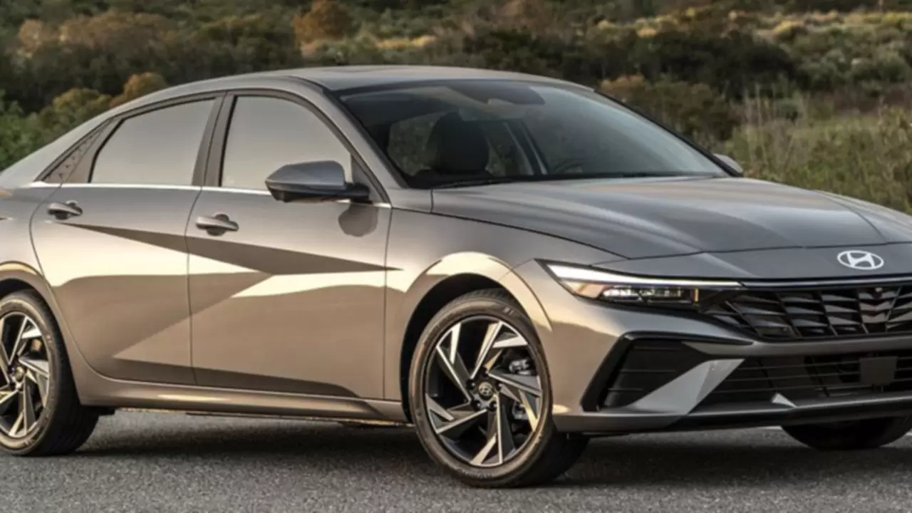 Вигода до 40 000 гривень на нову Hyundai Elantra!