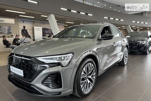 Audi Q8 Sportback e-tron 