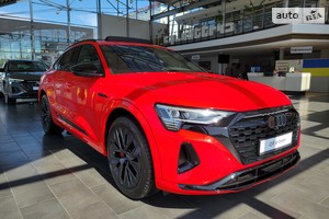 Audi Q8 Sportback e-tron 