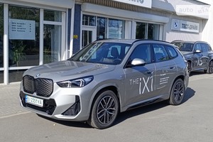 BMW iX1 