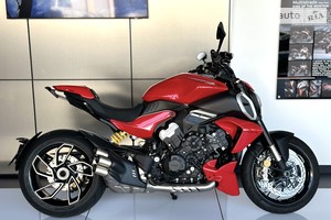 Ducati Diavel 