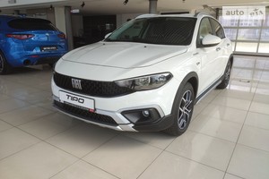 Fiat Tipo Cross 