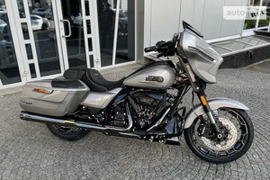 Harley-Davidson CVO Street Glide 