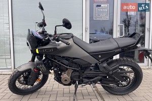 Husqvarna Svartpilen 401 