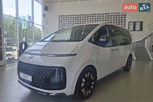 Hyundai Staria 