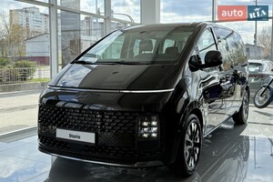 Hyundai Staria 