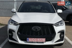 Infiniti QX50 