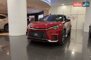 Lexus LBX 