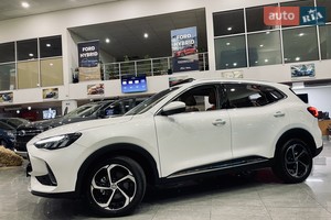 MG HS 