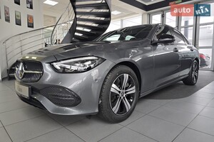 Mercedes-Benz C-Class 