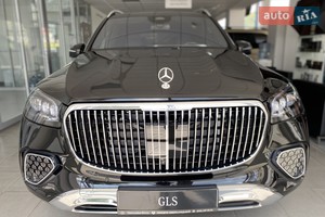 Mercedes-Benz Maybach 