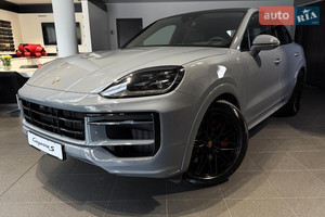 Porsche Cayenne Coupe 