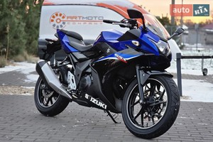 Suzuki GSX 250R 