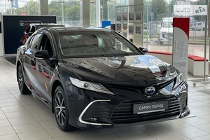 Toyota Camry 