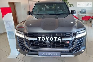 Toyota Land Cruiser 300 