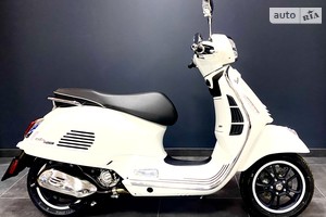 Vespa GTS 