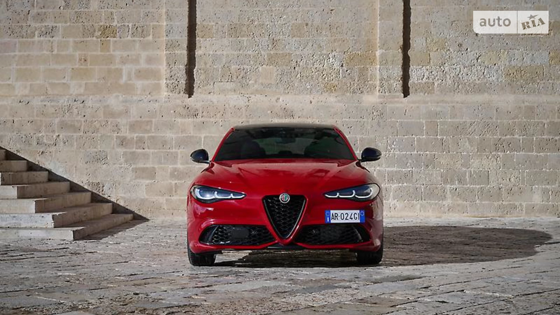 AUTO.RIA – Новое авто Альфа Ромео Джулия (Alfa Romeo Giulia), 2.0 MT (280  к.с.) Base 2024 г.в., красный. Цена 2411382 грн. в салоне Форвард-Авто,  Одесская