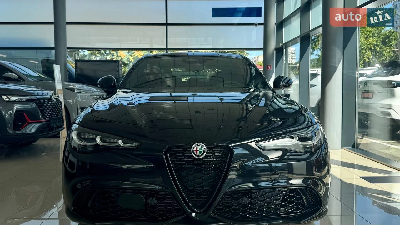 Alfa Romeo Giulia Base