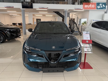 Alfa Romeo Junior 2025