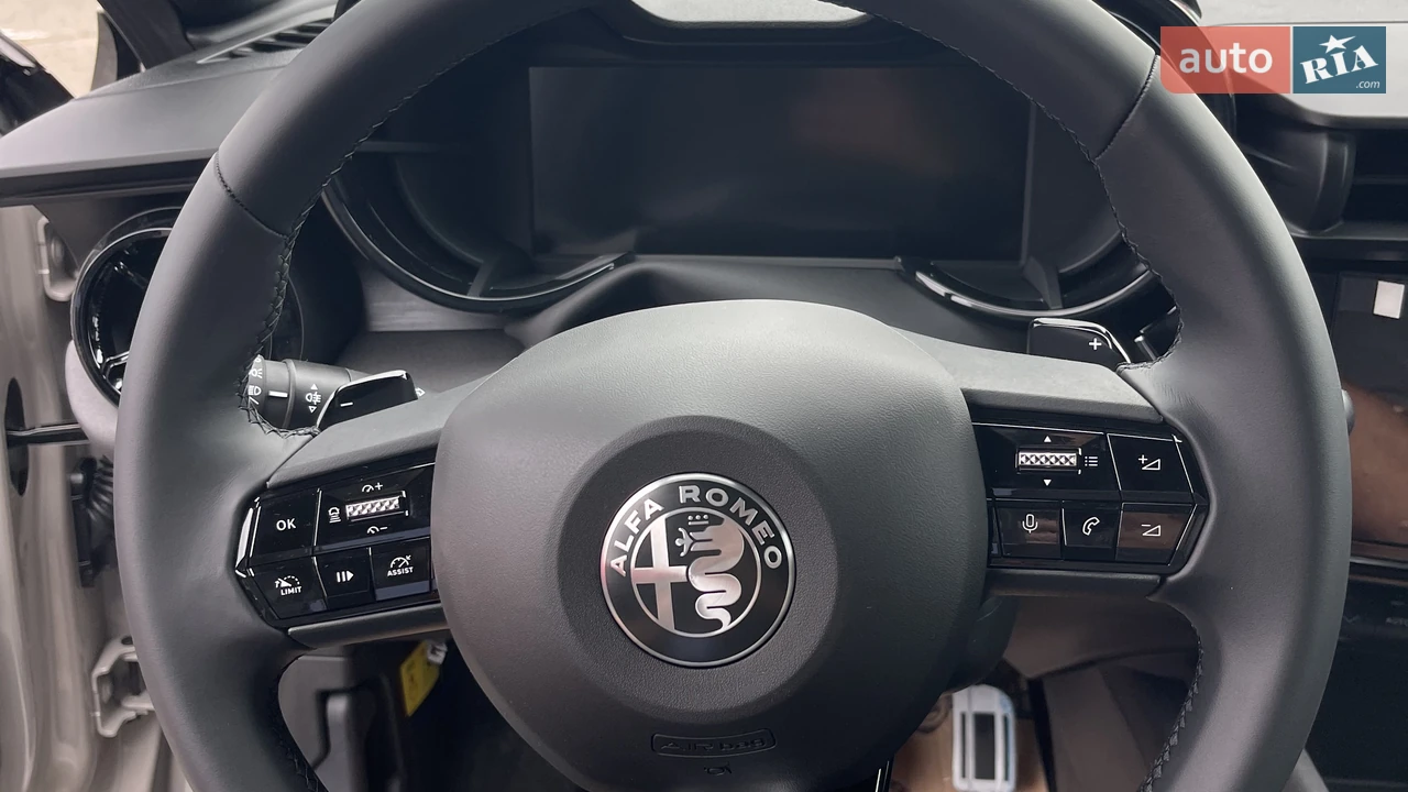 Alfa Romeo-11
