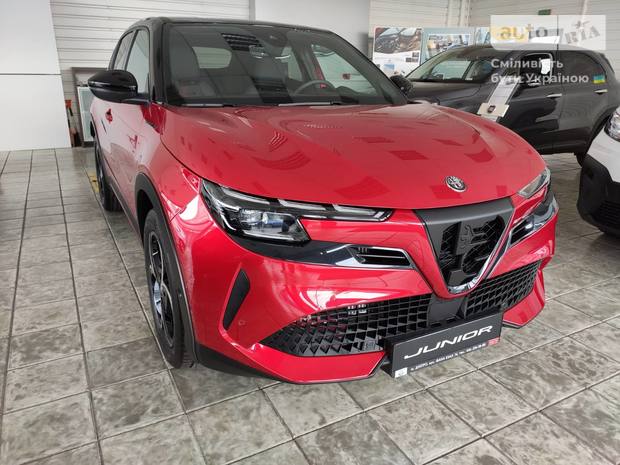 Alfa Romeo Junior 2025