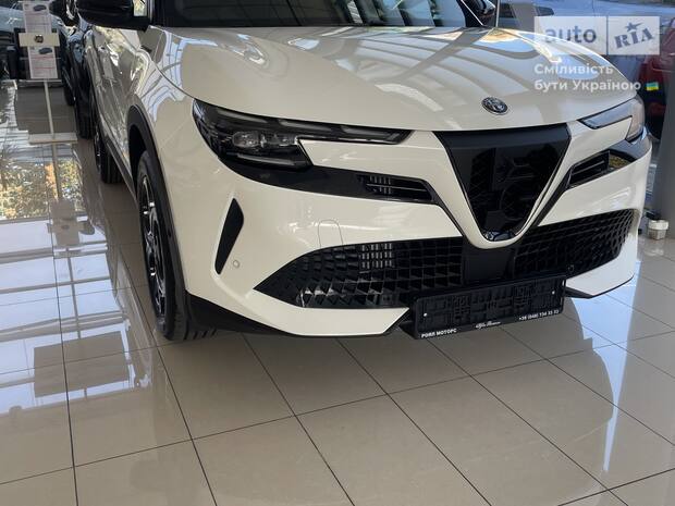 Alfa Romeo Junior 2025