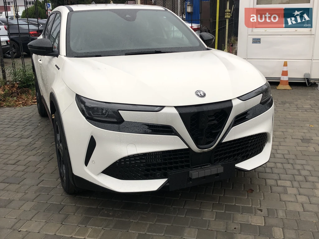 Alfa Romeo Junior Base