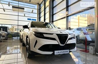 Alfa Romeo Junior 2025 Speciale