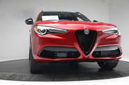 Alfa Romeo Stelvio Base