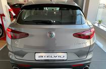 Alfa Romeo Stelvio Super