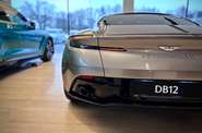 Aston Martin DB12 Base