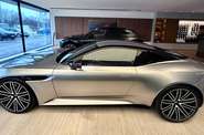 Aston Martin DB12 Base