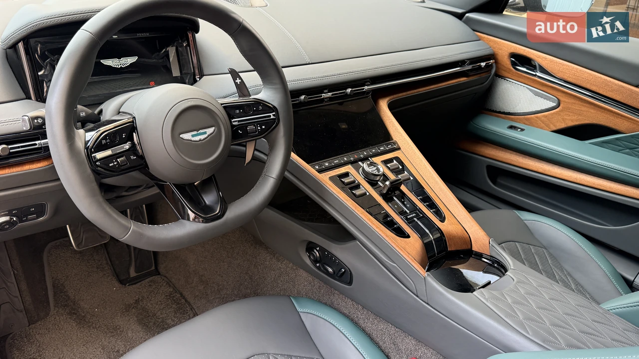 Aston Martin-2