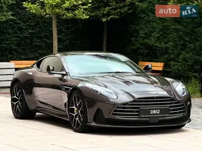 Aston Martin DB12