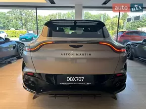 Aston Martin DBX 707