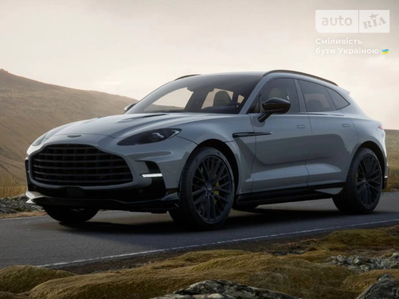 Aston Martin DBX Base