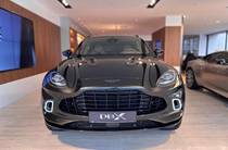 Aston Martin DBX Base