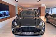 Aston Martin DBX Base