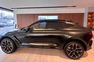 Aston Martin DBX Base