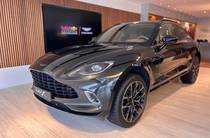 Aston Martin DBX Base