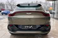 Aston Martin DBX Base