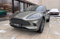 Aston Martin DBX Base