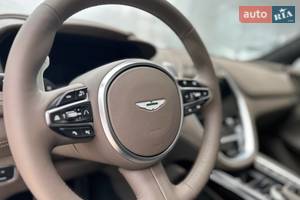 Aston Martin DBX 