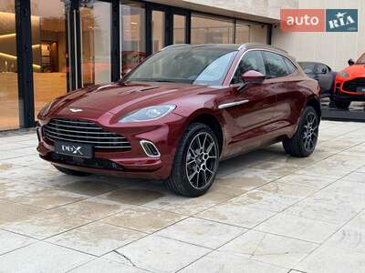 Aston Martin DBX 2023 Base