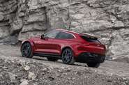 Aston Martin DBX Base