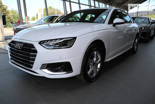 Audi A4 Basis