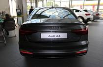 Audi A4 Basis