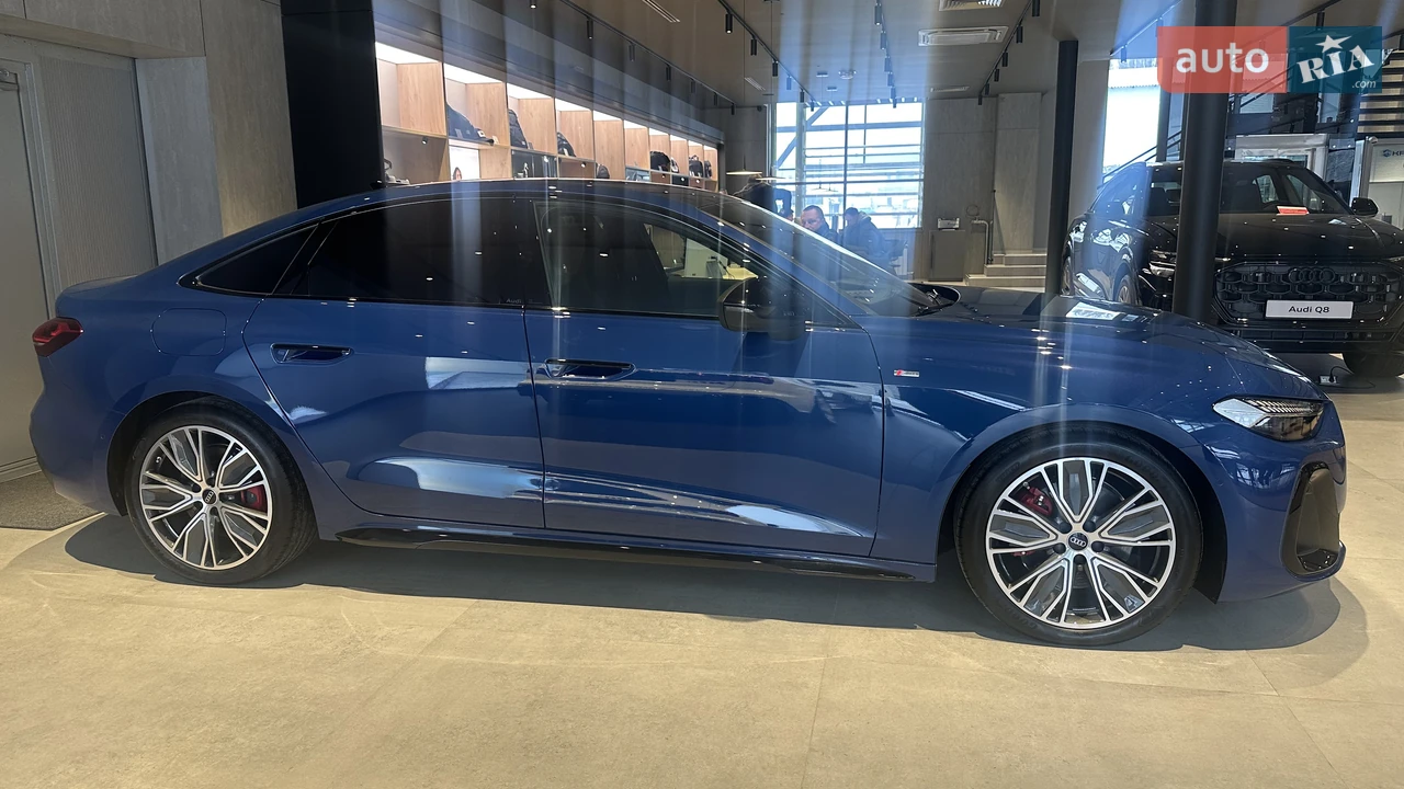 Audi-21