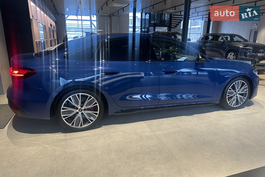 Audi A5 - фото 24